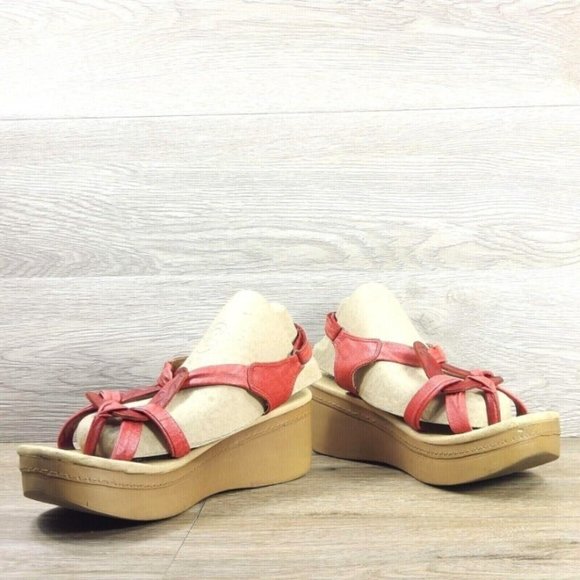 Vintage Women 2.25" Platform Sandal Red Strappy 70's Boho Hippie Style Sandals - Picture 6 of 10